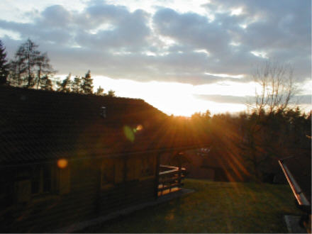 Abendstimmung im Feriendorf Ferienhaus - Allergiker Ferienwohnung - Blockhaus in Stamsried / Bayerischer Wald / 
      Oberpfalz